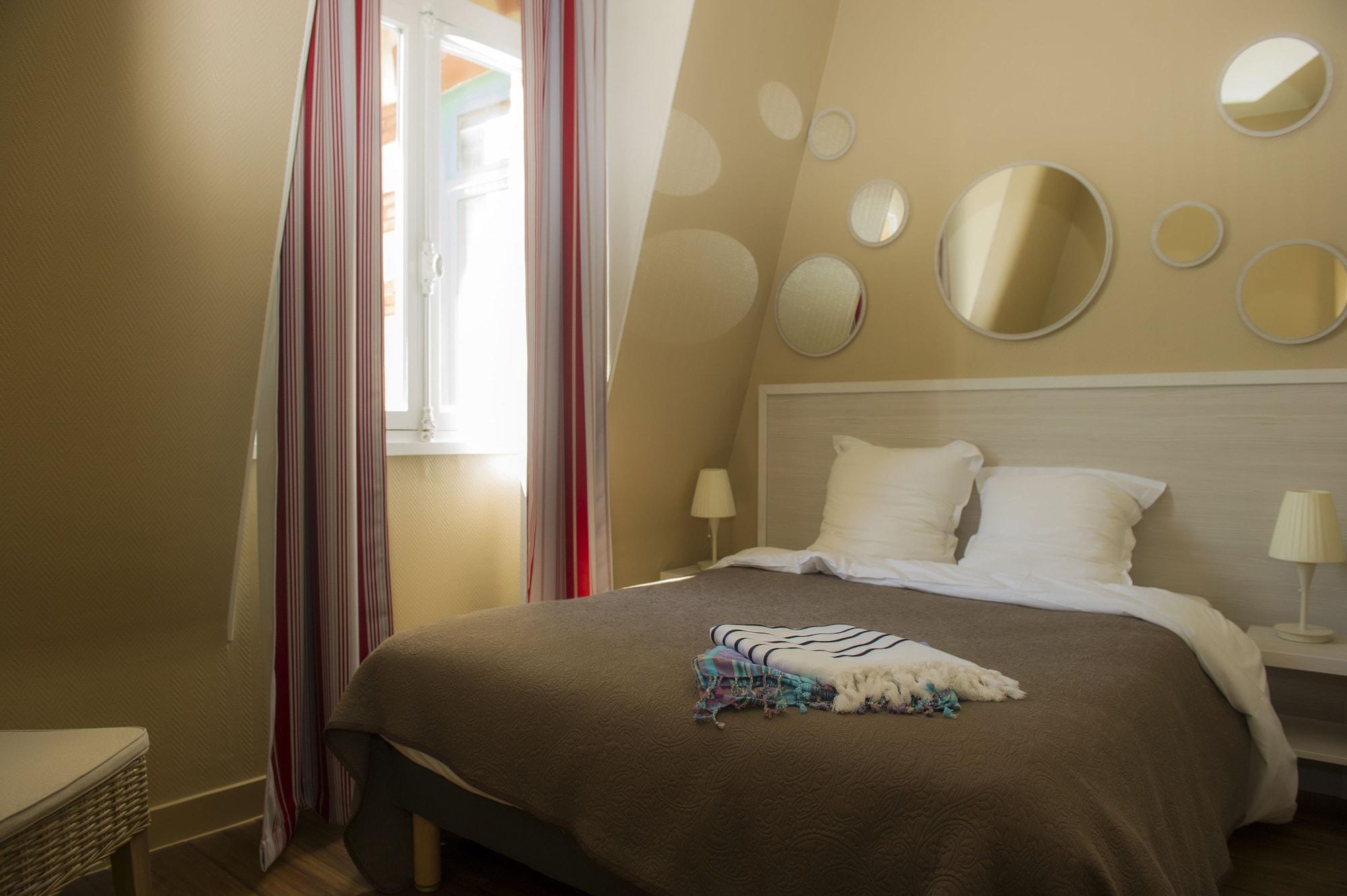 De Tourisme Bleues Regina Aparthotel